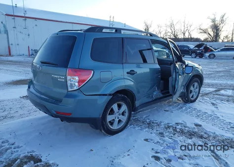 2010 Subaru Forester 2.5X из США, поврежденный, VIN JF2SH6BC4AH766135